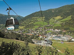 Mountain View Apartment in Bad Kleinkirchheim near Ski Area