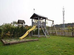 Grandeur Villa with Sauna & Hot Tub in Durbuy