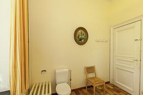 Spacious Holiday Home With Garden