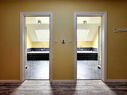 Holiday Home in Hastitre With Terrace