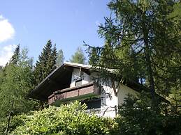 Queitly Located Chalet near Resort Center of Nassfeld