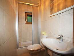 Queitly Located Chalet near Resort Center of Nassfeld