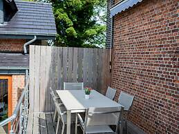 Luxe Home with Hot Tub & Sauna