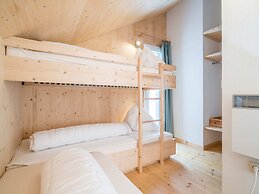 Chalet in Hohentauern With Sauna and hot tub