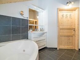 Chalet in Hohentauern With Sauna and hot tub