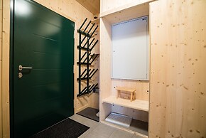 Chalet in Hohentauern With Sauna and hot tub