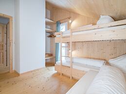 Chalet in Hohentauern With Sauna and hot tub