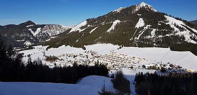 Chalet in Hohentauern With Sauna and hot tub