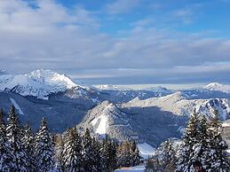 Chalet in Hohentauern With Sauna and hot tub