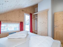 Chalet in Hohentauern With Sauna and hot tub