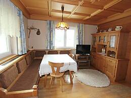 Home With a Wooden Decor and Full of Atmosphere
