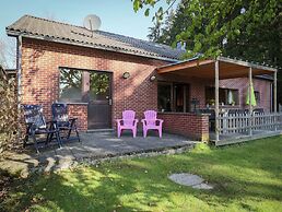 Holiday Home in Recht With Garden