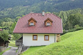Peaceful Cottage near Ski Area in Gmünd