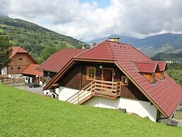 Peaceful Cottage near Ski Area in Gmünd