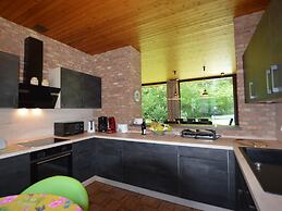 Luxury Villa with Swimming Pool near F1 Circuit