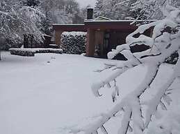 Luxury Villa with Swimming Pool near F1 Circuit