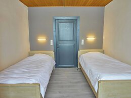 Spacious Holiday Home With Private Garden