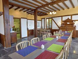 Spacious Holiday Home With Private Garden