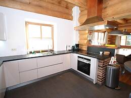 Detached Holiday Home in Mauterndorf / Salzburgerland Near the ski Are