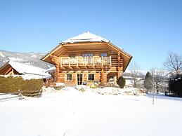 Detached Holiday Home in Mauterndorf / Salzburgerland Near the ski Are