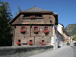 Detached Holiday Home in Mauterndorf / Salzburgerland Near the ski Are