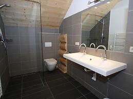 Detached Holiday Home in Mauterndorf / Salzburgerland Near the ski Are