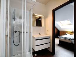 Unique Holiday Home with Pool near Park & Ski Area