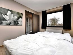 Unique Holiday Home with Pool near Park & Ski Area