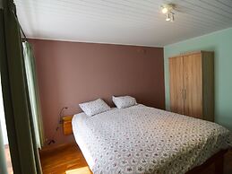 Inviting Holiday Home in Beauraing