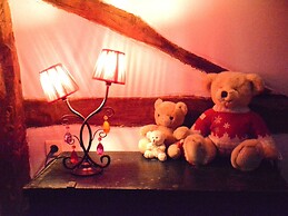 House Full of Charm & Comfort, Great Calm, Large Sauna, Large Hot Tub