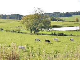 House Full of Charm & Comfort, Great Calm, Large Sauna, Large Hot Tub