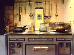 House Full of Charm & Comfort, Great Calm, Large Sauna, Large Hot Tub