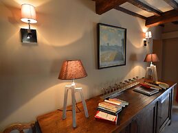 Holiday Home in Nismes Viroinval