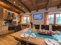 Apartment in Kaprun on the ski Slopes