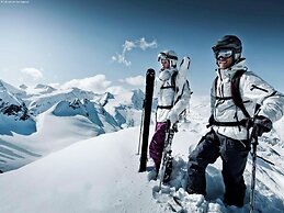 Apartment in Kaprun on the ski Slopes