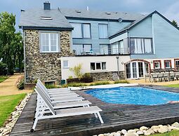 Holiday Home With Private Pool and Deer Park