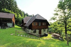 Spacious Chalet with Sauna near Ski Area in Wolfsberg