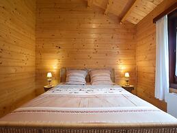 Splendid Chalet in Durbuy With Garden