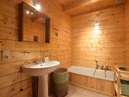 Splendid Chalet in Durbuy With Garden