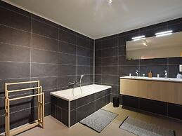 Splendid Chalet in Durbuy With Garden