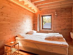 Villa in Freyneux With Garden