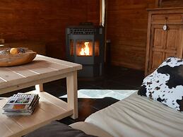 Villa in Freyneux With Garden