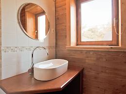 Villa in Freyneux With Garden