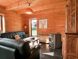 Villa in Freyneux With Garden