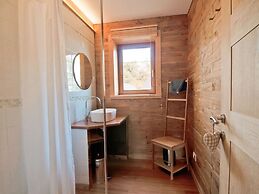 Villa in Freyneux With Garden