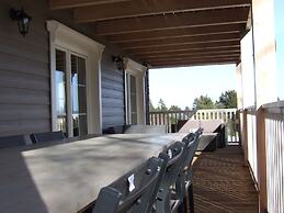 Sumptuous Chalet in Septon with Sauna & Hot Tub