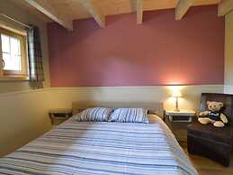 Sumptuous Chalet in Septon with Sauna & Hot Tub