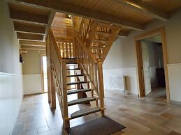 Sumptuous Chalet in Septon with Sauna & Hot Tub