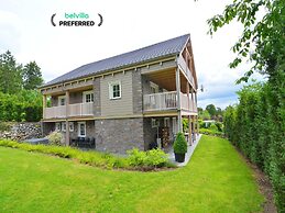 Sumptuous Chalet in Septon with Sauna & Hot Tub
