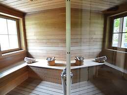 Sumptuous Chalet in Septon with Sauna & Hot Tub